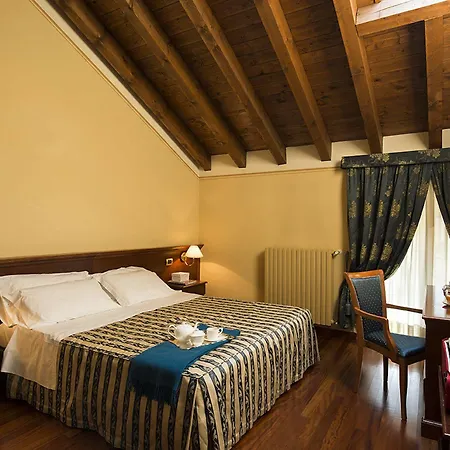 Hotel Centro Paolo Vi