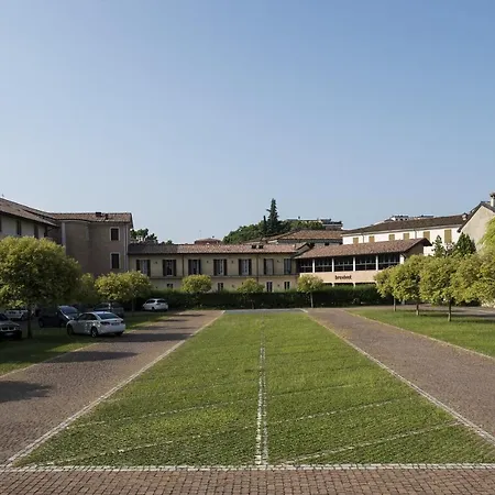 Hotel Centro Paolo Vi