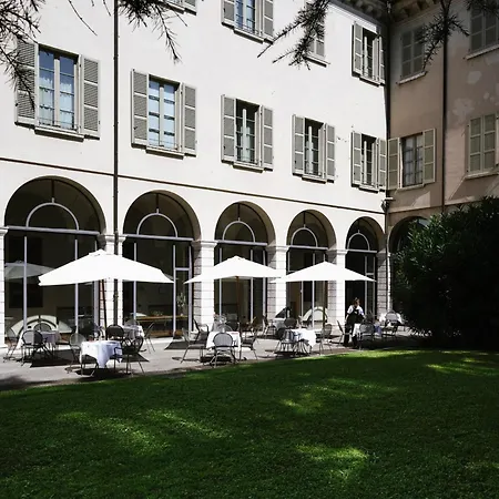 Centro Paolo Vi Hotel 3*