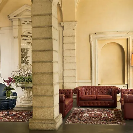 Centro Paolo Vi Hotel 3*
