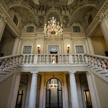 Centro Paolo Vi Hotel 3*
