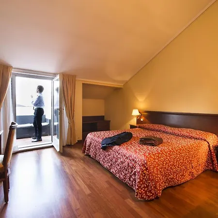 Hotel Centro Paolo Vi 3*